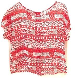 2/$15 Prevett - Prevett Red & White Print Blouse | Hidden Back Buttons | Size S